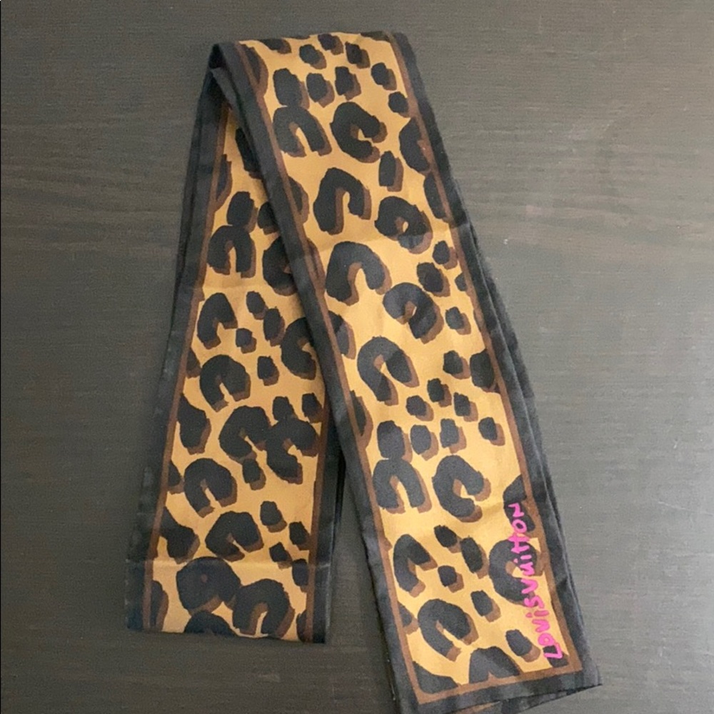 Louis Vuitton Leopard Bandeau
